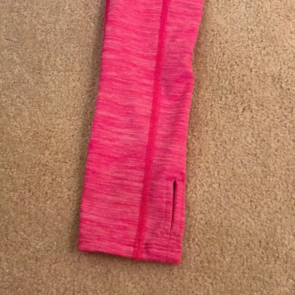 Under Armour Quarter Zip - Picture 3 of 6